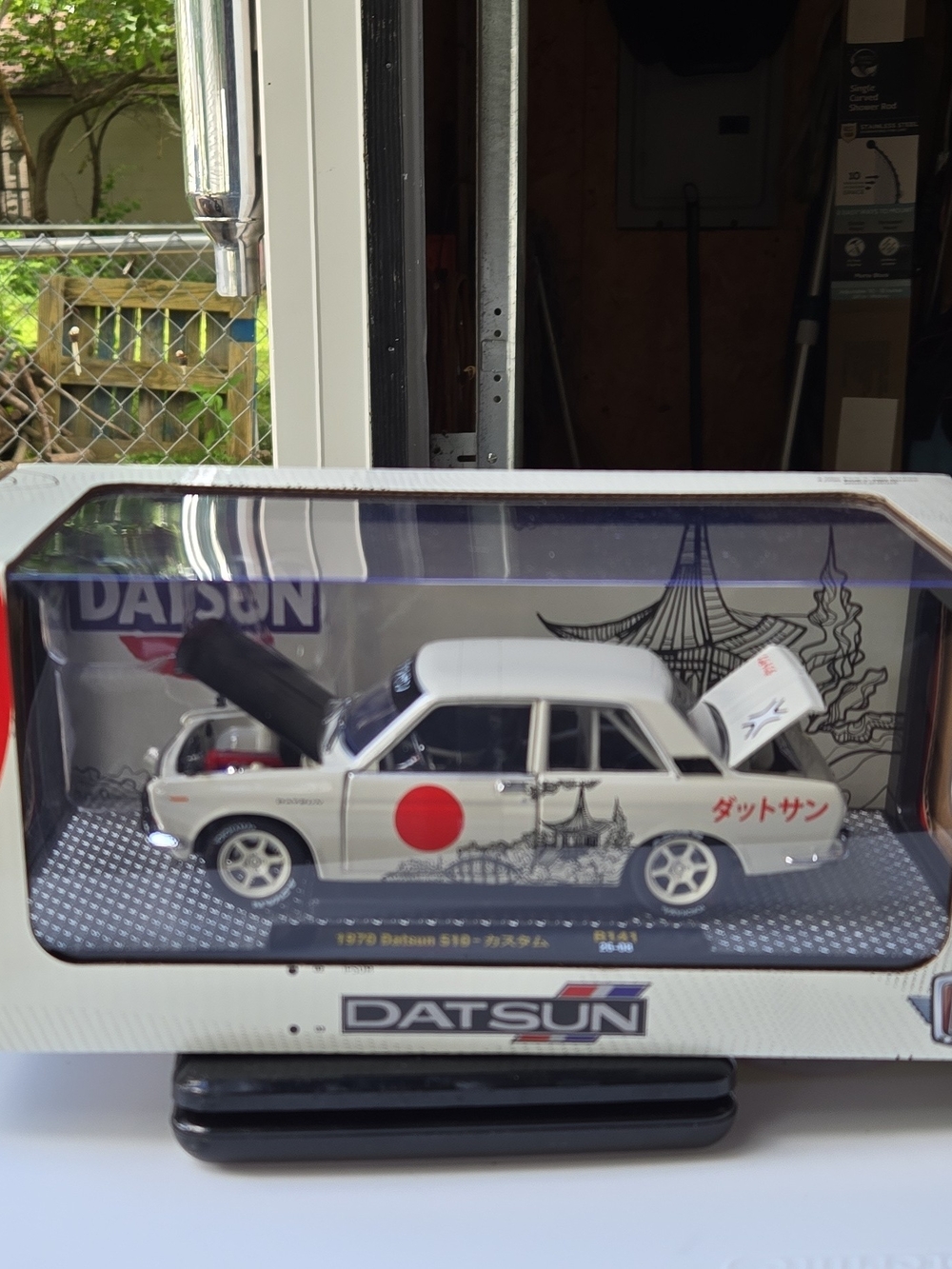M2 Datsun 510 Diecast Model Car - White with Red Sun Graphic